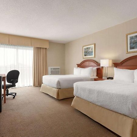 Days Inn By Wyndham London Exterior foto