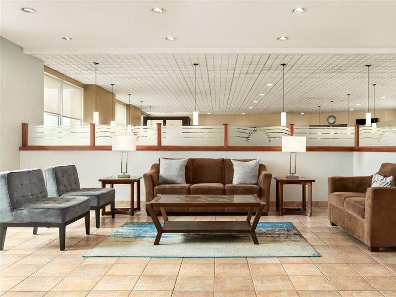 Days Inn By Wyndham London Exterior foto