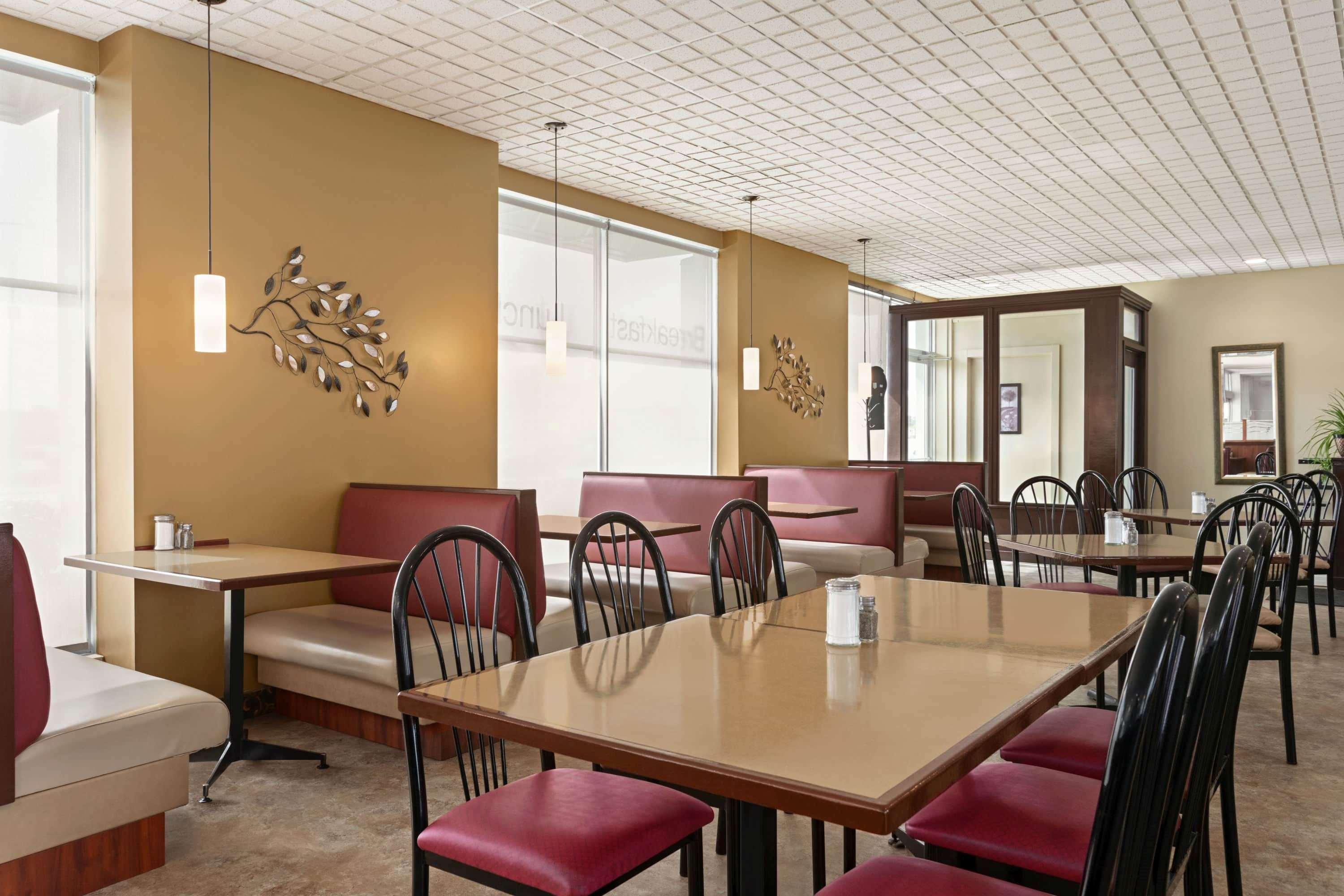 Days Inn By Wyndham London Exterior foto